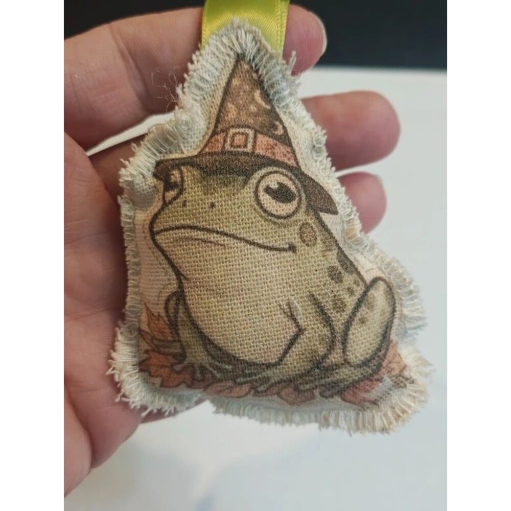 Vintage Frog with Witch Hat Halloween Printed Bag Charm Keyring